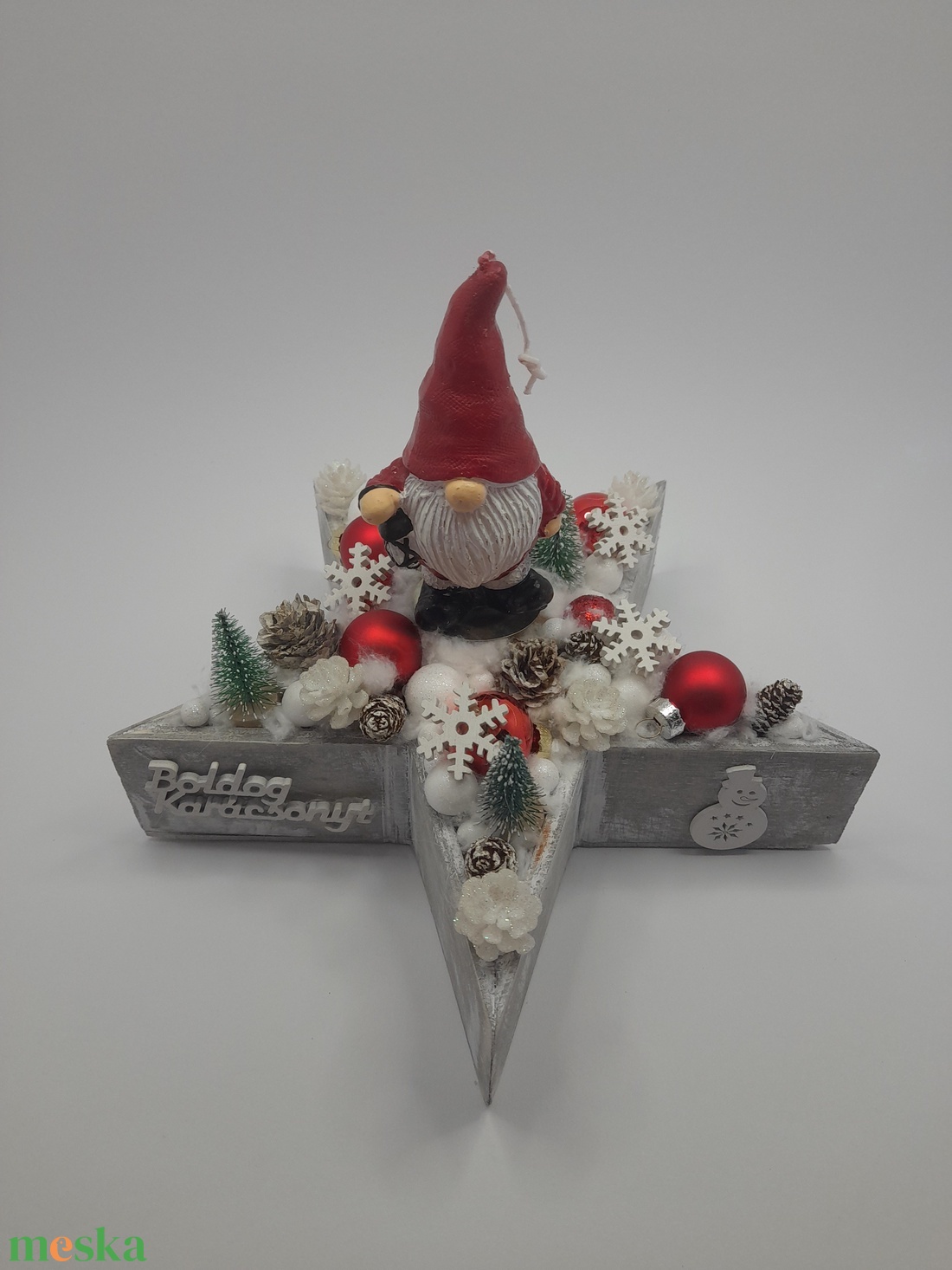 Karácsonyi Manós Asztaldísz Csillag Alakú Alapon - karácsony - adventi díszek - adventi asztaldísz - Meska.hu