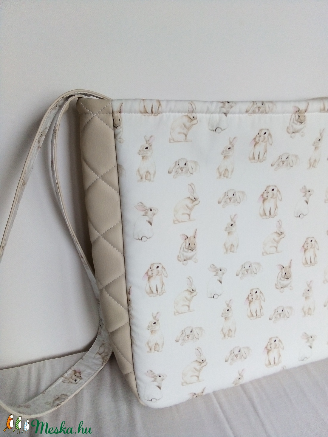 Beige nyuszistáska 3 - táska & tok - kézitáska & válltáska - vállon átvethető táska - Meska.hu