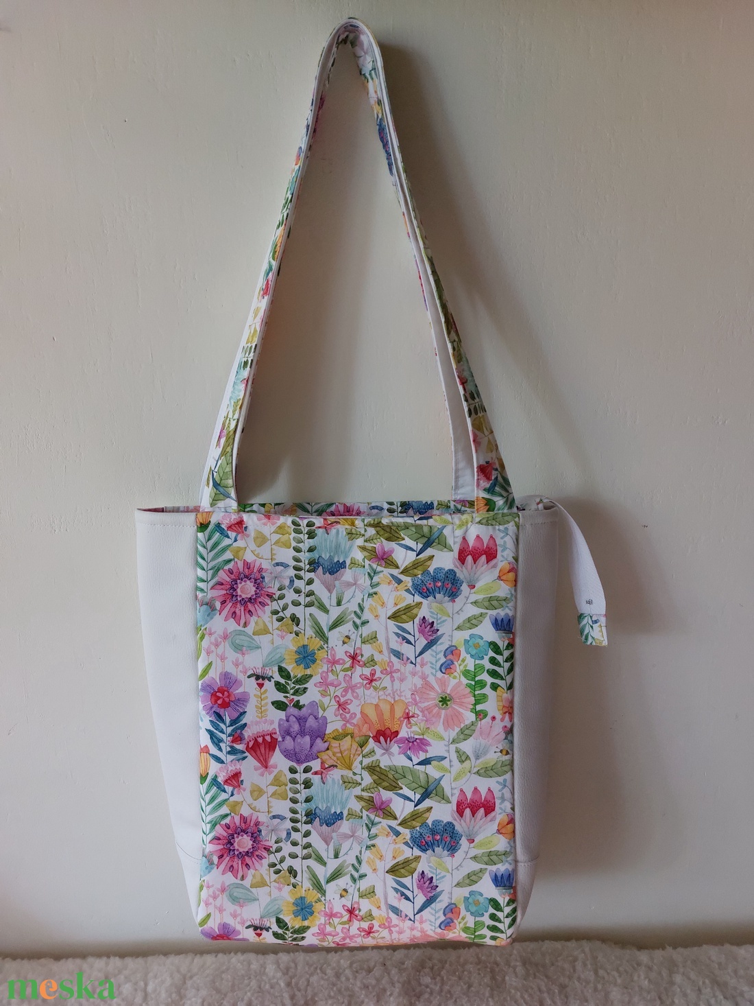 Virágoskert nyári táska - táska & tok - kézitáska & válltáska - válltáska - Meska.hu