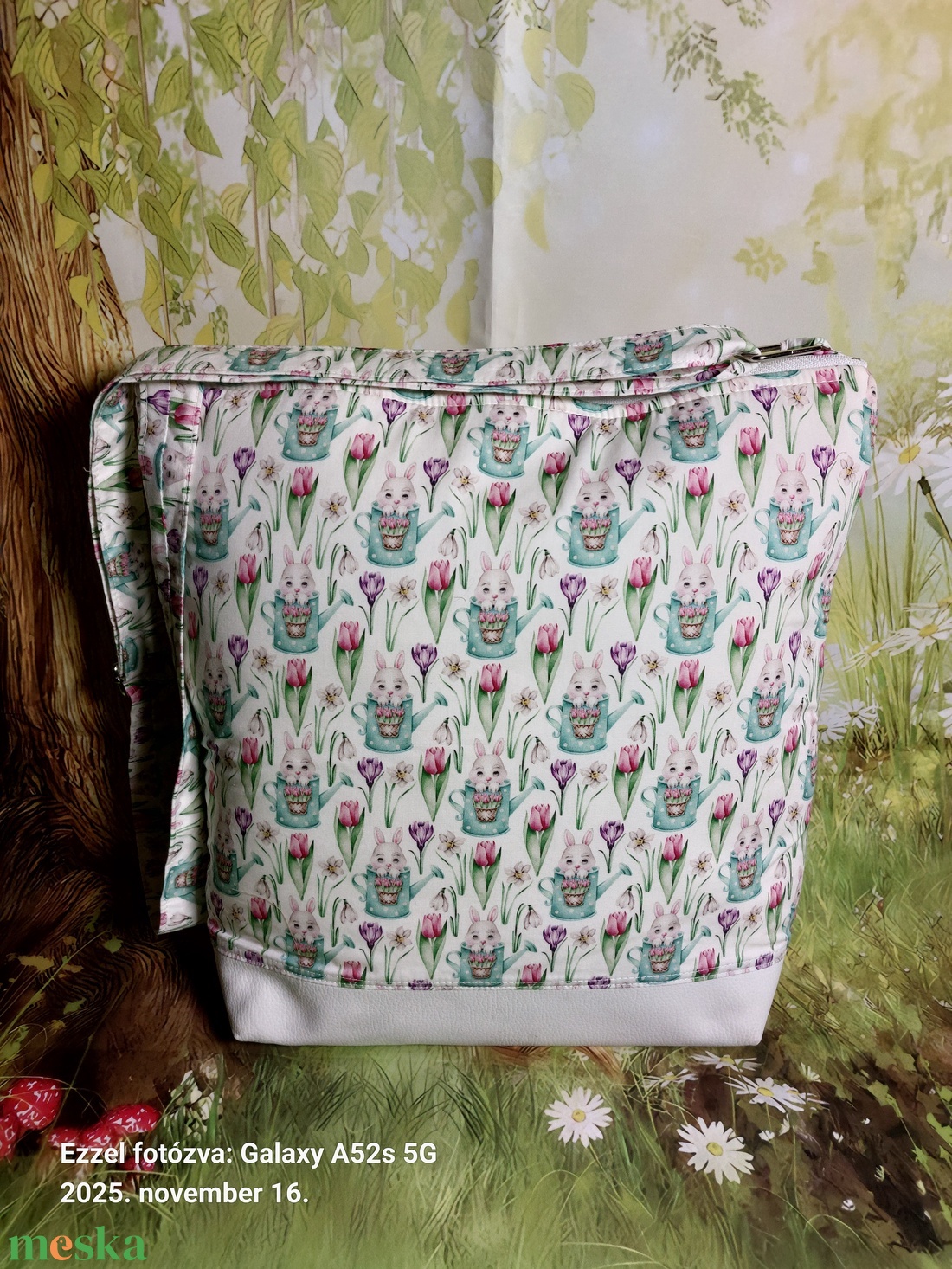 Öntözőkannás nyuszis táska - táska & tok - kézitáska & válltáska - vállon átvethető táska - Meska.hu