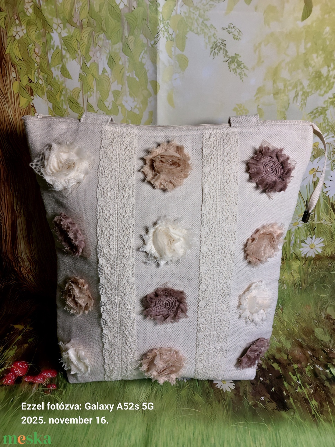 Csipkés-virágos szövet táska - táska & tok - kézitáska & válltáska - válltáska - Meska.hu