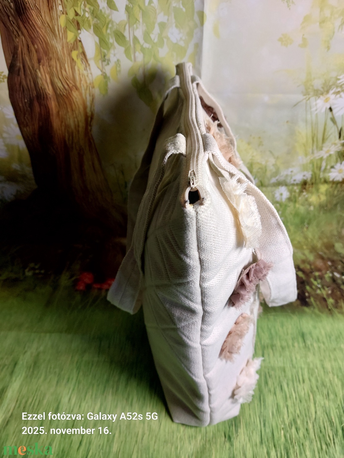 Csipkés-virágos szövet táska - táska & tok - kézitáska & válltáska - válltáska - Meska.hu