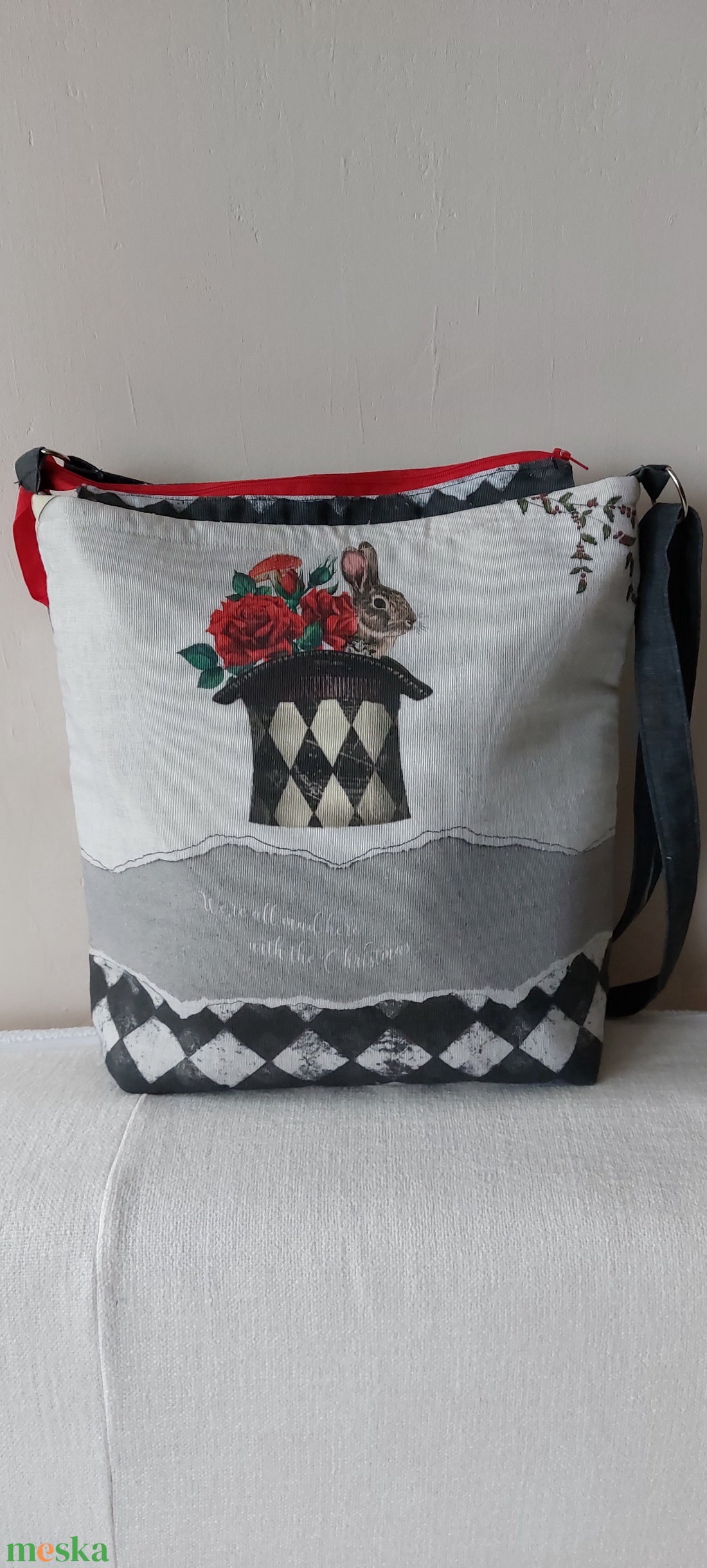 Aliz csodarszágos táska 1 - táska & tok - kézitáska & válltáska - vállon átvethető táska - Meska.hu