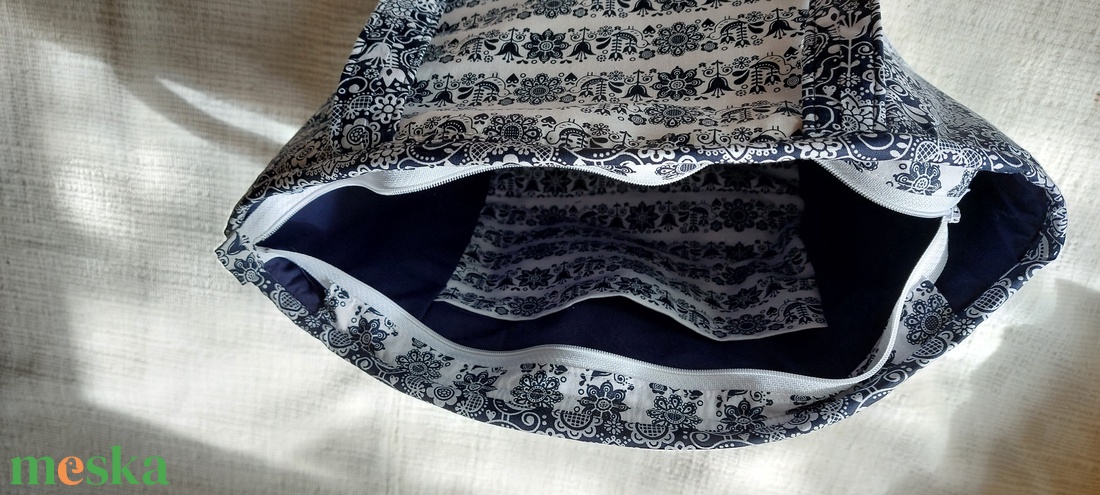 Népi motívumos táska13 - táska & tok - kézitáska & válltáska - válltáska - Meska.hu