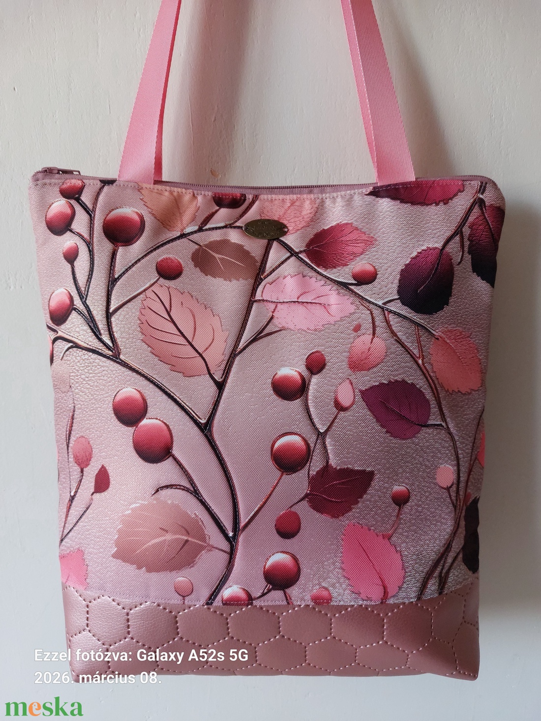 Bogyós-leveles2 táska - táska & tok - kézitáska & válltáska - válltáska - Meska.hu