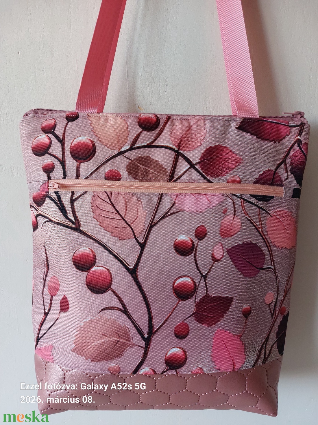 Bogyós-leveles2 táska - táska & tok - kézitáska & válltáska - válltáska - Meska.hu