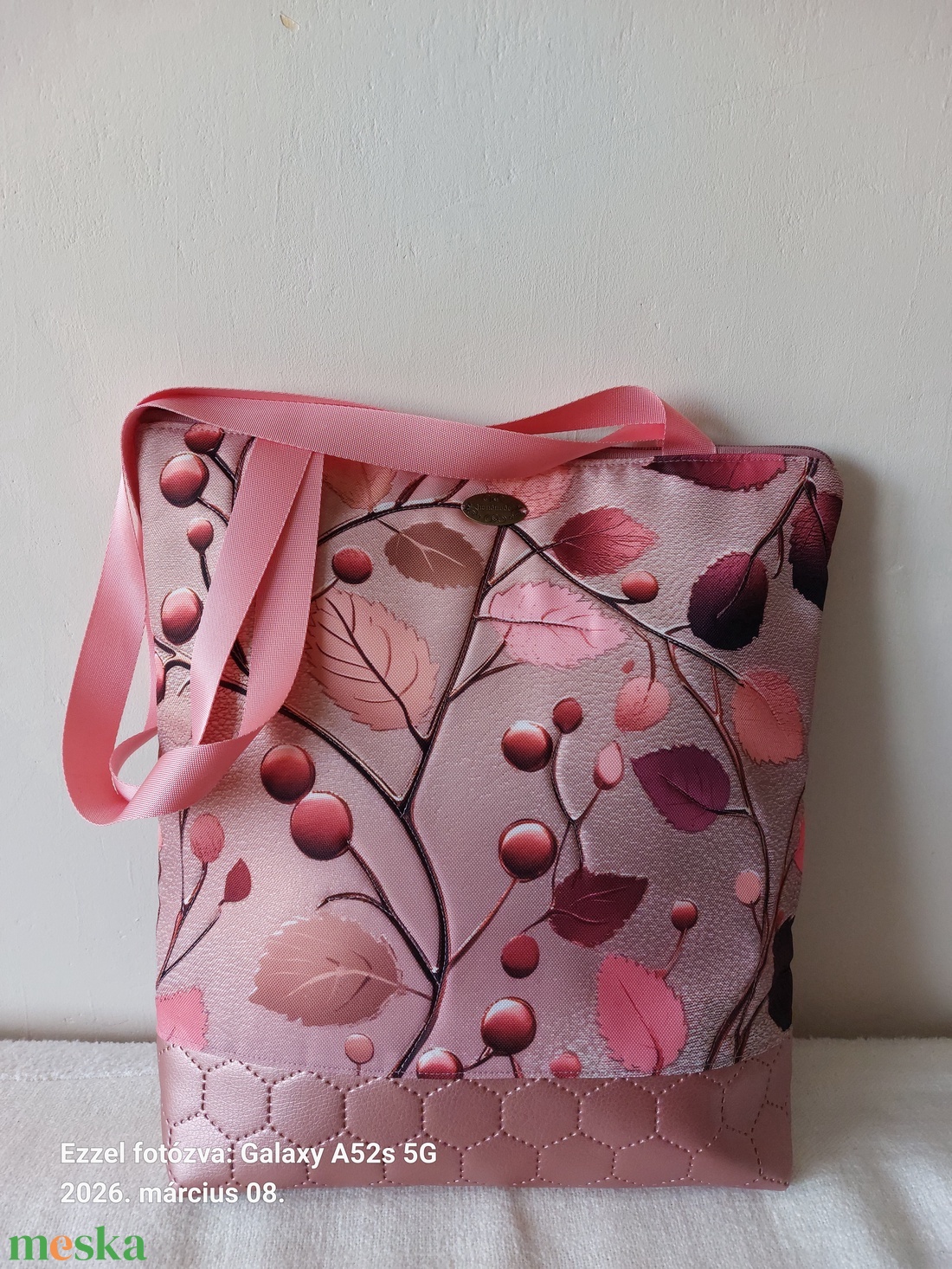 Bogyós-leveles2 táska - táska & tok - kézitáska & válltáska - válltáska - Meska.hu