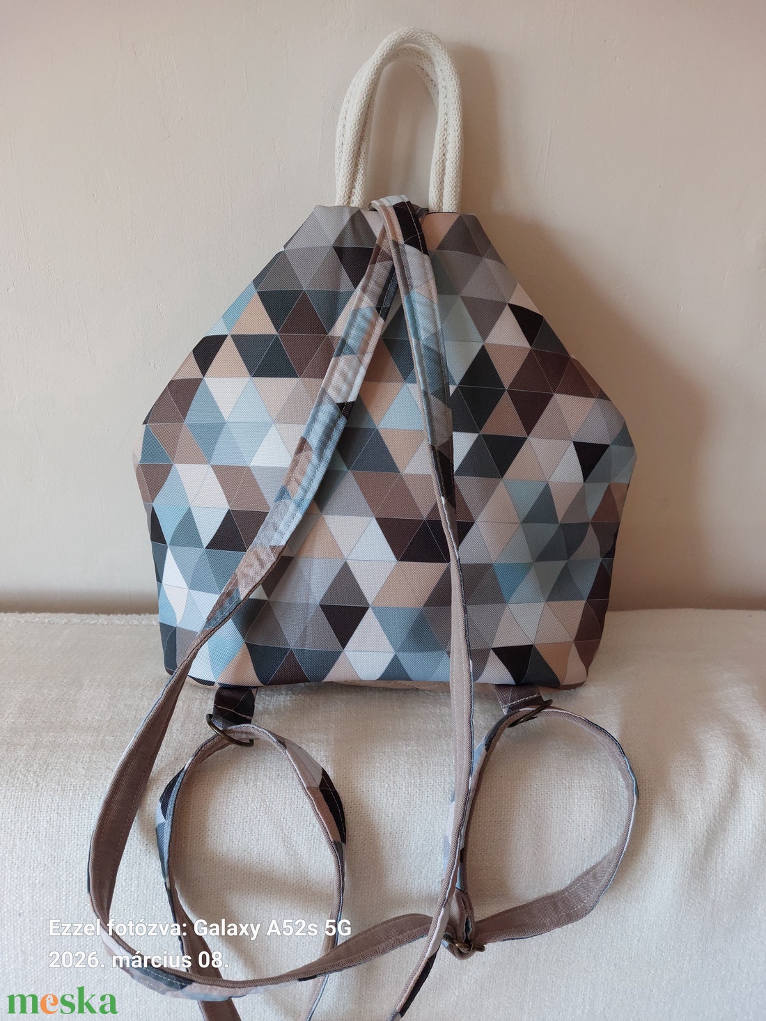 Kisbarna háti - táska & tok - hátizsák - kishátizsák - Meska.hu