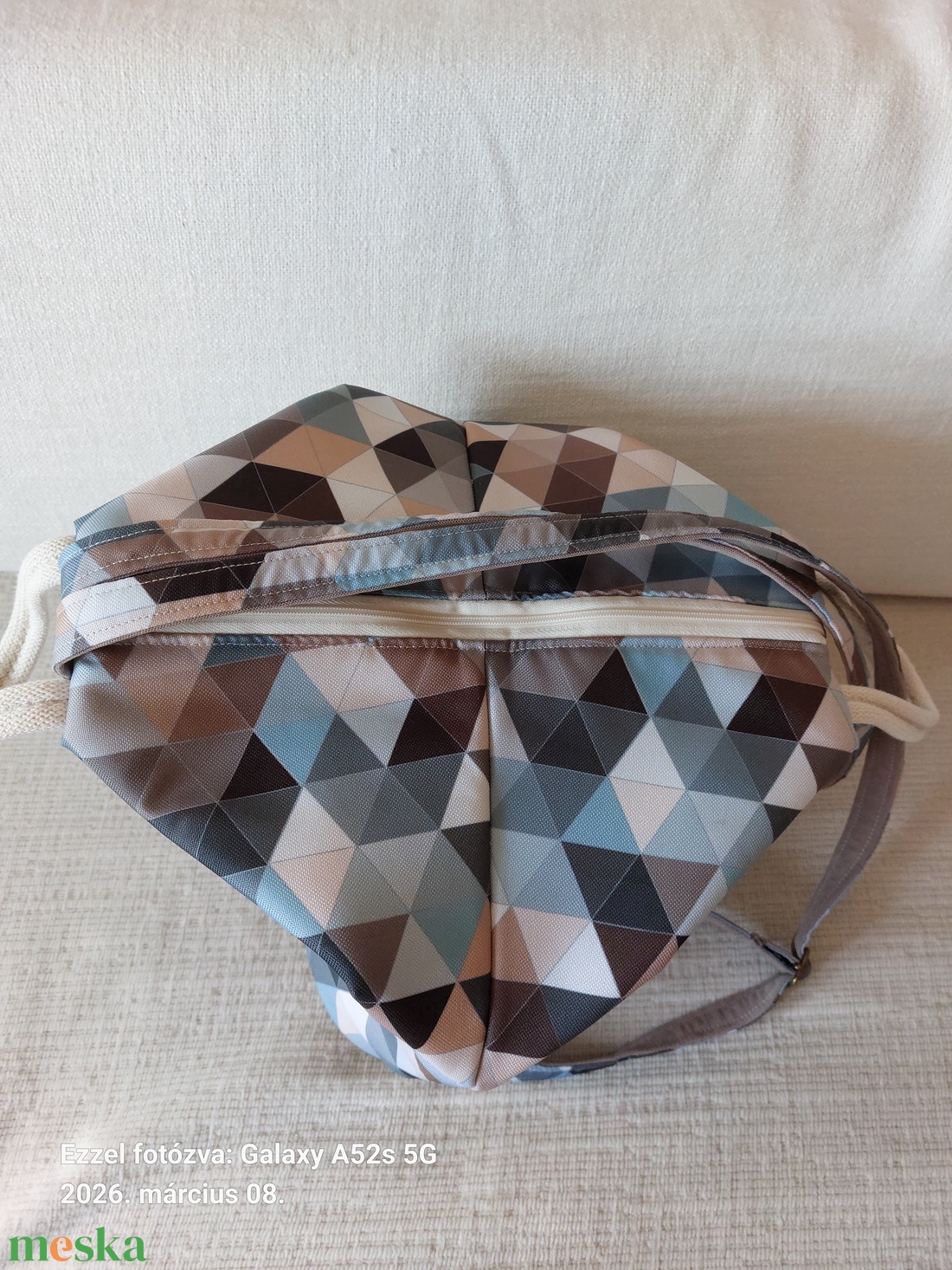 Kisbarna háti - táska & tok - hátizsák - kishátizsák - Meska.hu