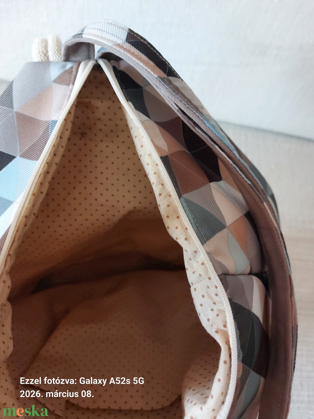 Kisbarna háti - táska & tok - hátizsák - kishátizsák - Meska.hu