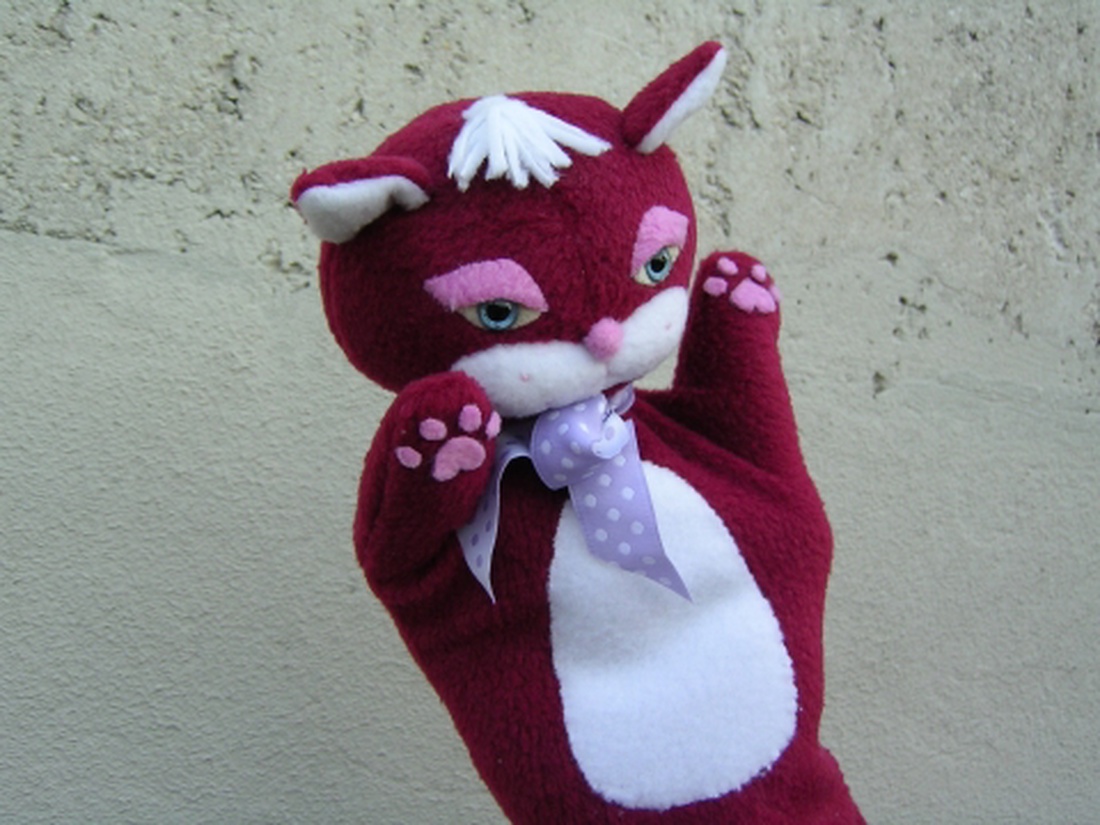 Bordó cica - kézbáb -  - Meska.hu