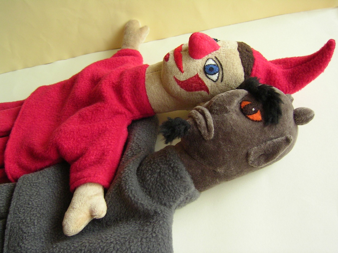 Vitéz László + Ördög kézbáb-dominik2005 nevére -  - Meska.hu