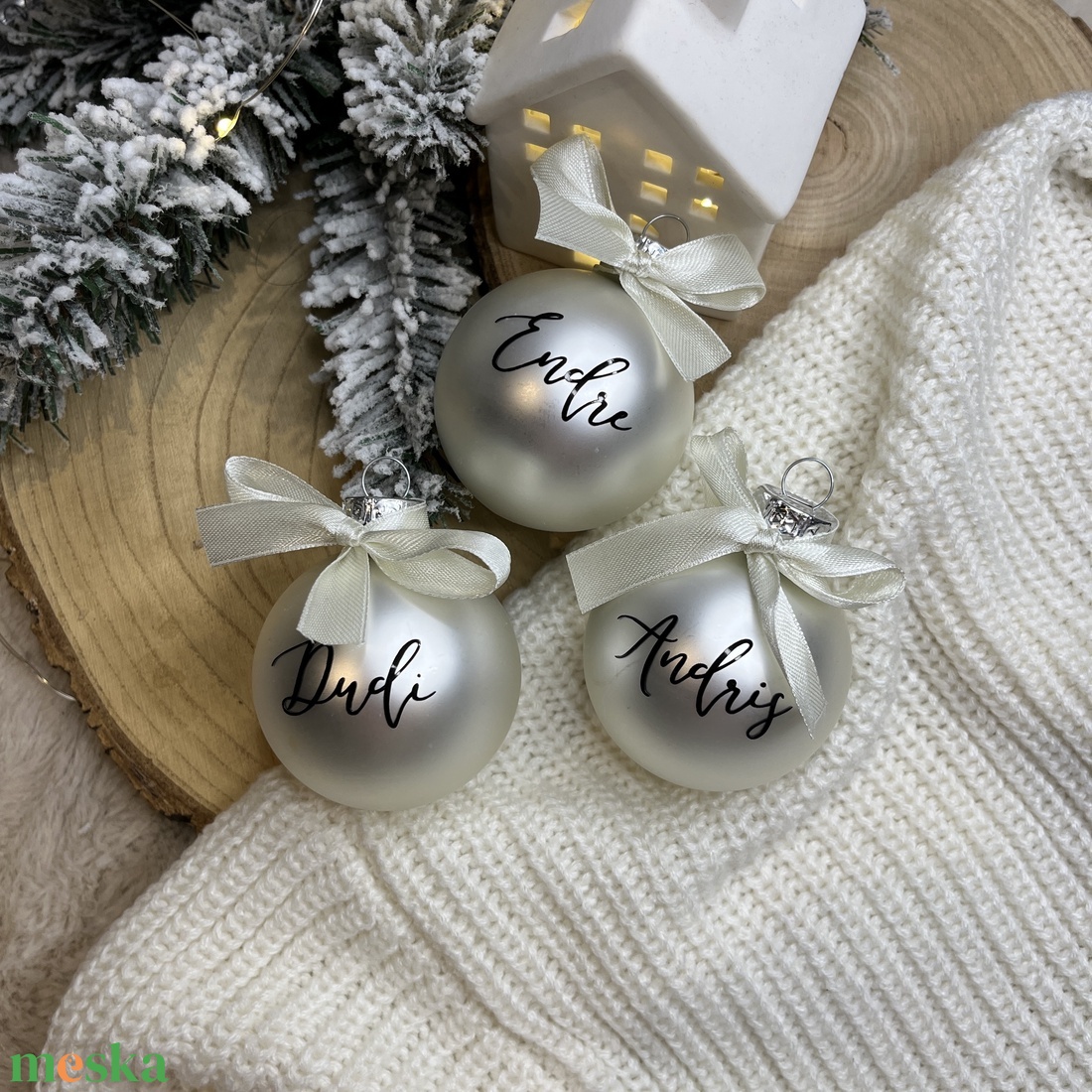 Egyedi névvel kérhető karácsonyfa dísz - matt ezüst - karácsony - karácsonyi lakásdekoráció - karácsonyfadíszek - Meska.hu