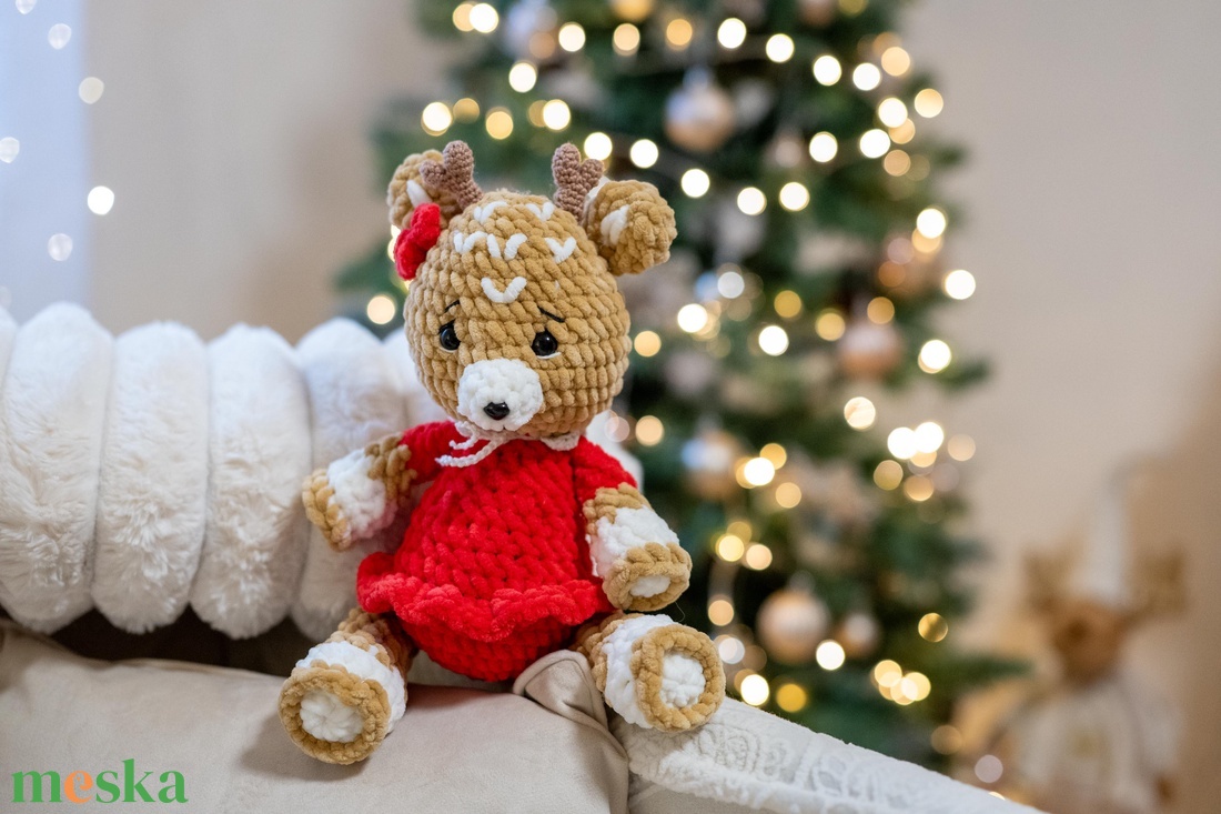 Horgolt plüss szarvas - piros - játék & sport - plüssállat & játékfigura - plüss mesefigurák - Meska.hu