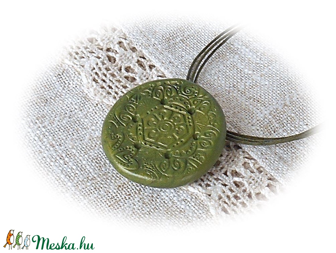 Ez aztán nem azték : ) ... de hasonlít - ékszer - nyaklánc - medálos nyaklánc - Meska.hu Ez aztán nem azték : ) ... de hasonlít - ékszer - nyaklánc - medálos nyaklánc - Meska.hu
