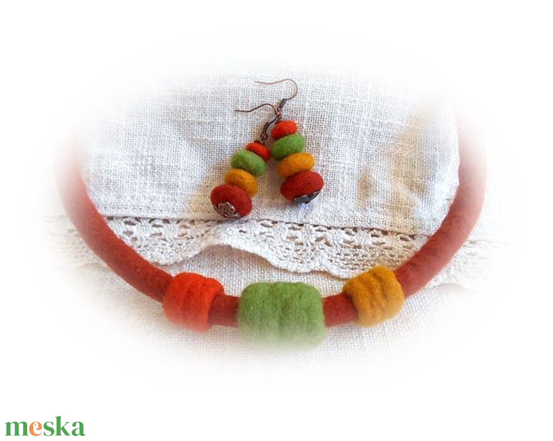 Smarties őszi színekben - nemez ékszerszett - ékszer - ékszerszett - Meska.hu Smarties őszi színekben - nemez ékszerszett - ékszer - ékszerszett - Meska.hu