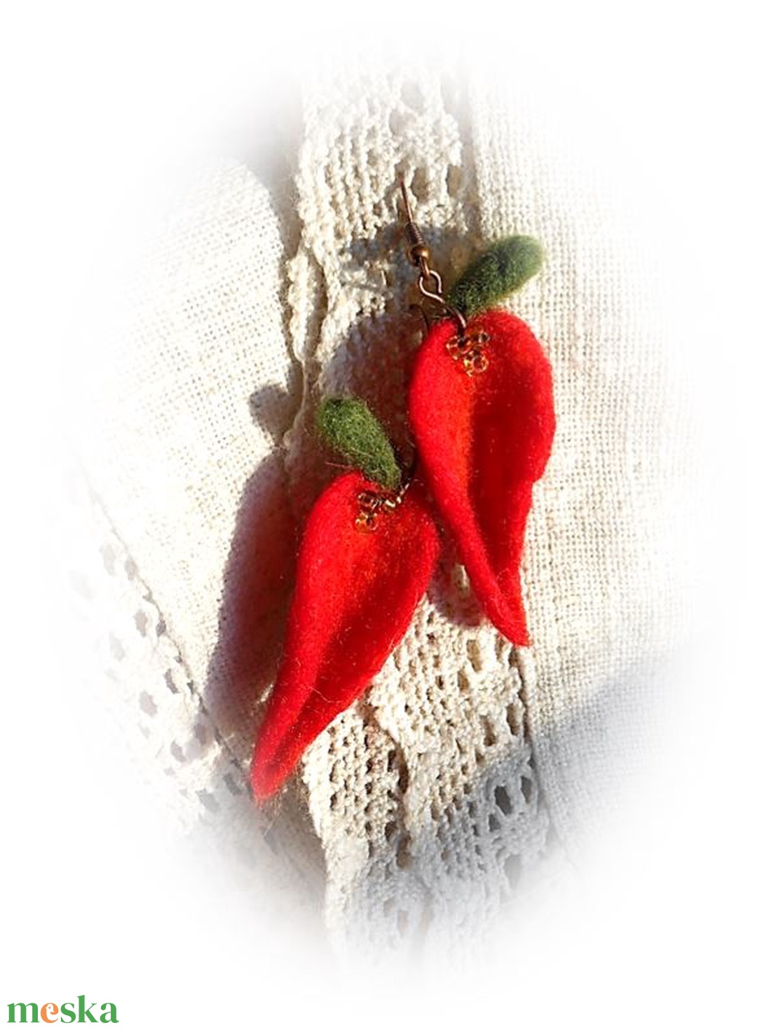 Paprika - nemez fülbevaló - ékszer - fülbevaló - lógó fülbevaló - Meska.hu Paprika - nemez fülbevaló - ékszer - fülbevaló - lógó fülbevaló - Meska.hu