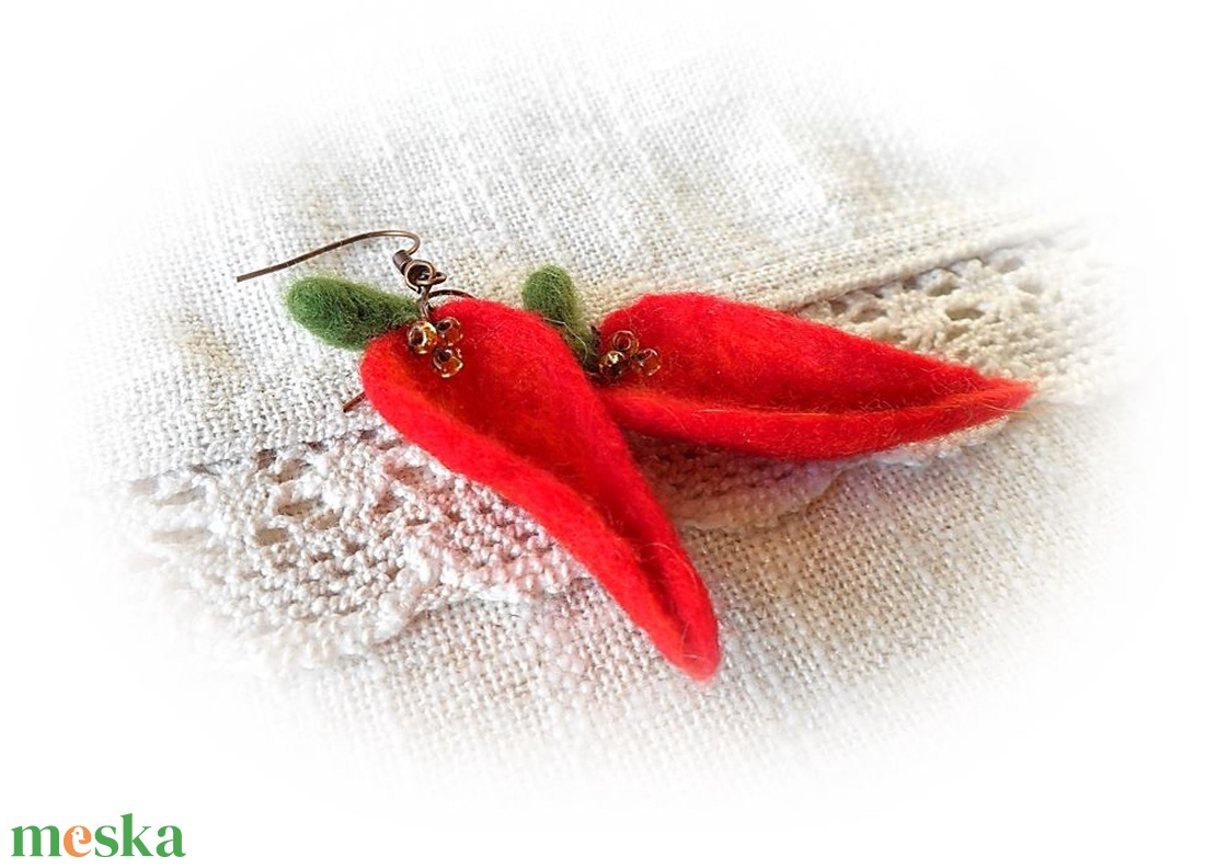 Paprika - nemez fülbevaló - ékszer - fülbevaló - lógó fülbevaló - Meska.hu Paprika - nemez fülbevaló - ékszer - fülbevaló - lógó fülbevaló - Meska.hu