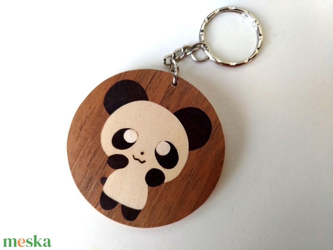 Cuki panda fa kulcstartó (Intarzia) - táska & tok - kulcstartó & táskadísz - kulcstartó - Meska.hu