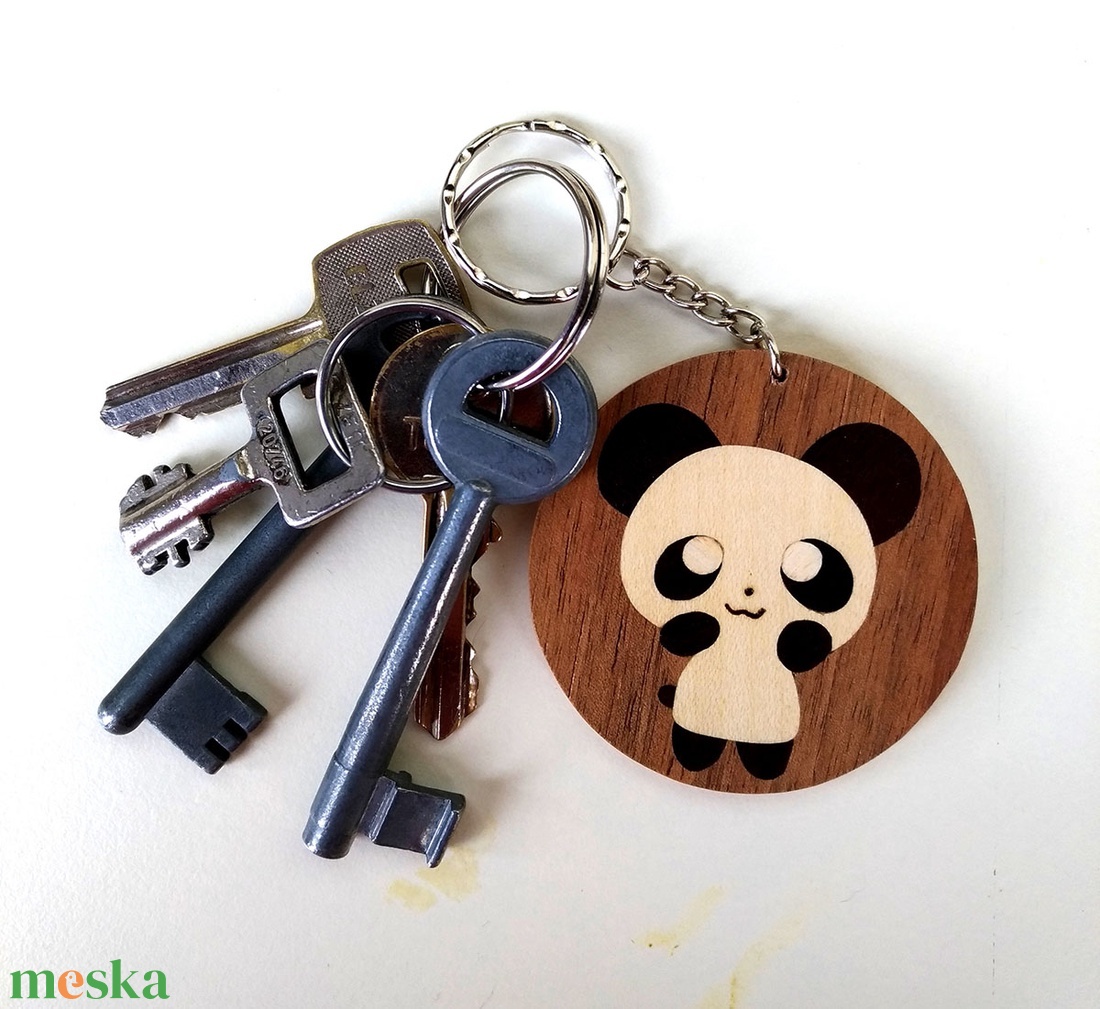 Cuki panda fa kulcstartó (Intarzia) - táska & tok - kulcstartó & táskadísz - kulcstartó - Meska.hu