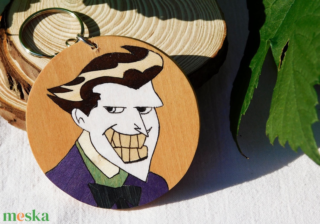 Joker, Batman fa kulcstartó (intarzia) - táska & tok - kulcstartó & táskadísz - kulcstartó - Meska.hu