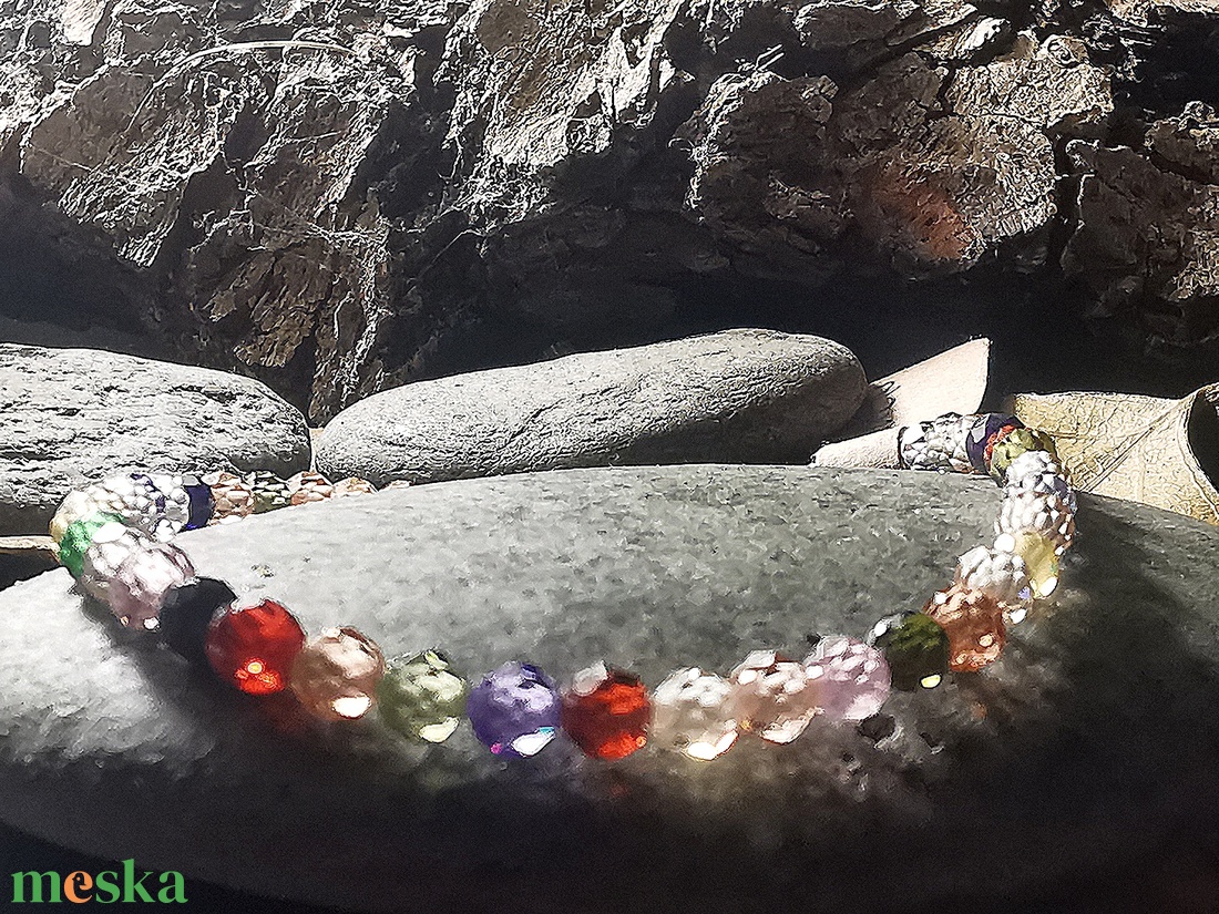 Szivárvány ragyogás - Cirkónium karkötő - ékszer - karkötő - gyöngyös karkötő - Meska.hu