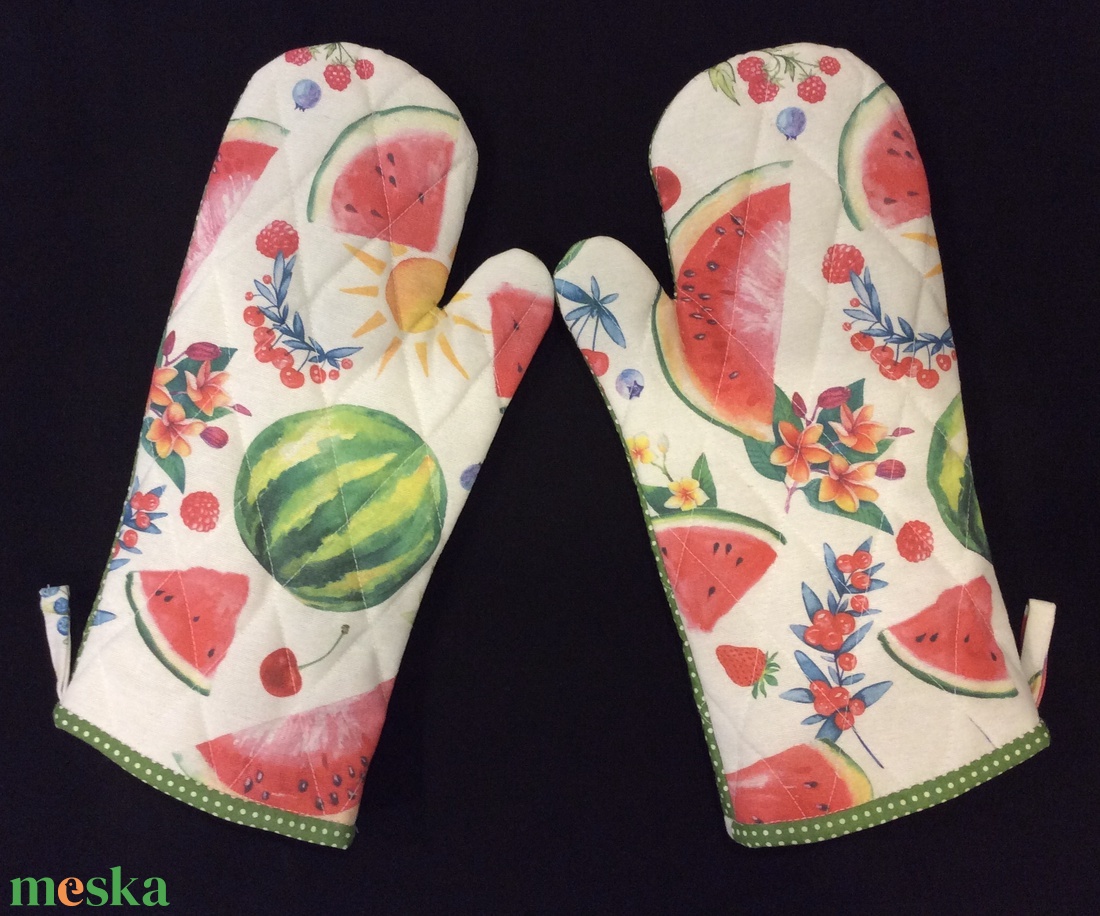 Edényfogó kesztyű párban dinnye mintával - otthon & életmód - konyhafelszerelés, tálalás - konyhai textil - edényfogó & edényfedő - Meska.hu Edényfogó kesztyű párban dinnye mintával - otthon & életmód - konyhafelszerelés, tálalás - konyhai textil - edényfogó & edényfedő - Meska.hu