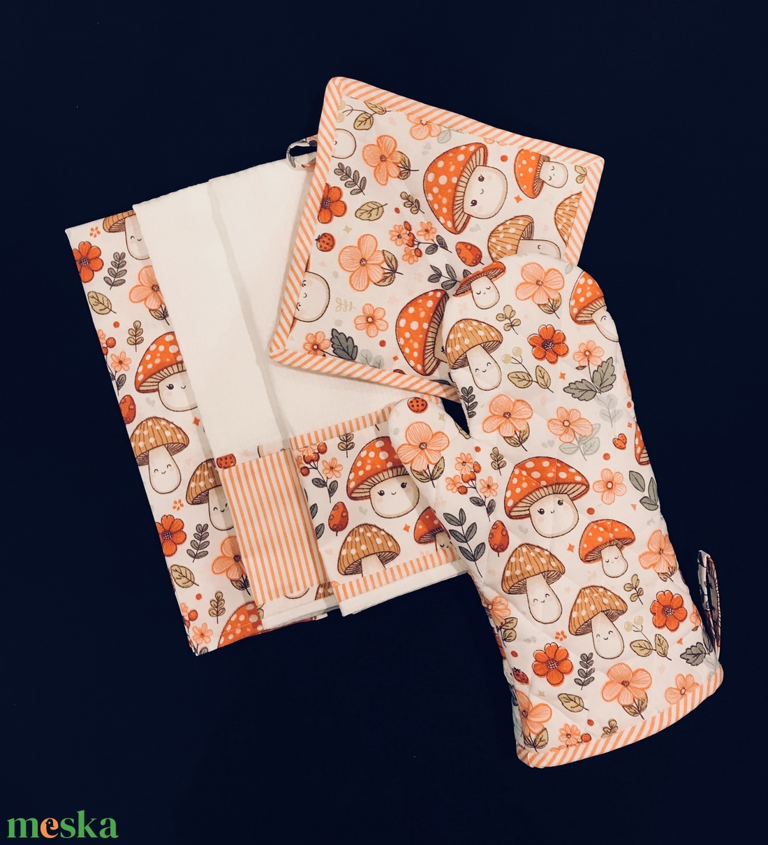 Konyharuha szett vidám gomba  mintával  - otthon & életmód - konyhafelszerelés, tálalás - konyhai textil - konyharuha & törlőkendő - Meska.hu