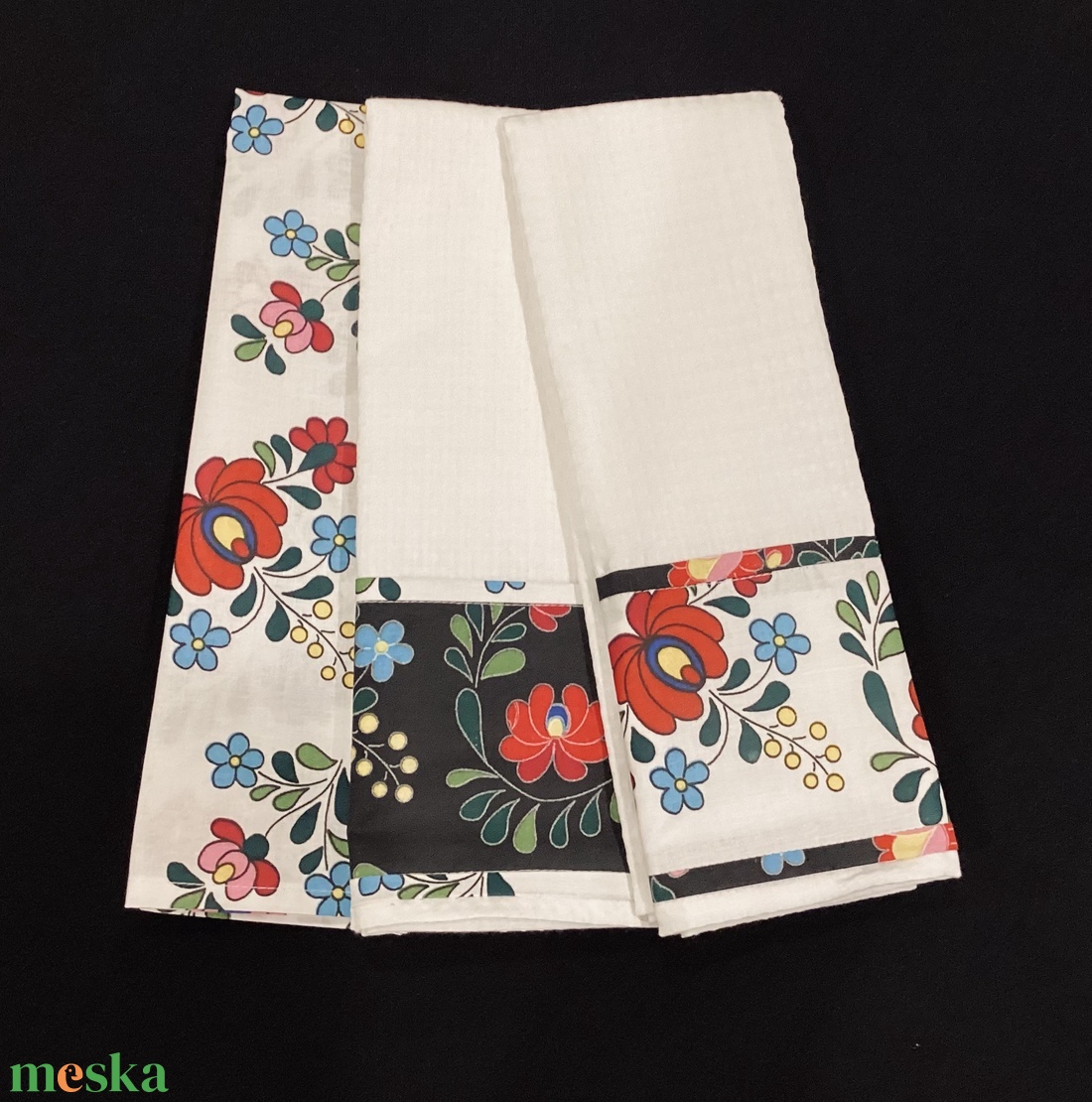 Konyharuha szett kalocsai mintával  - otthon & életmód - konyhafelszerelés, tálalás - konyhai textil - konyharuha & törlőkendő - Meska.hu