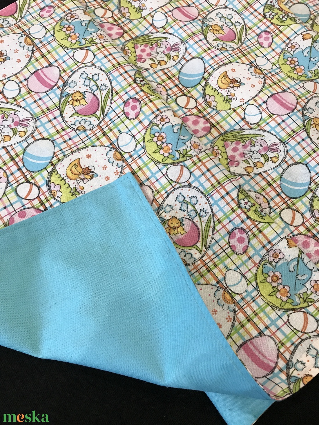 Asztali futó Húsvéti vidám mintával  - otthon & életmód - lakástextil - abrosz, terítő - étkezőabrosz - Meska.hu