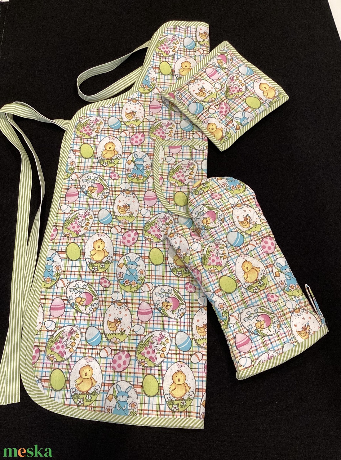 Kötény szett húsvéti mintával  - otthon & életmód - konyhafelszerelés, tálalás - konyhai textil - kötény - Meska.hu