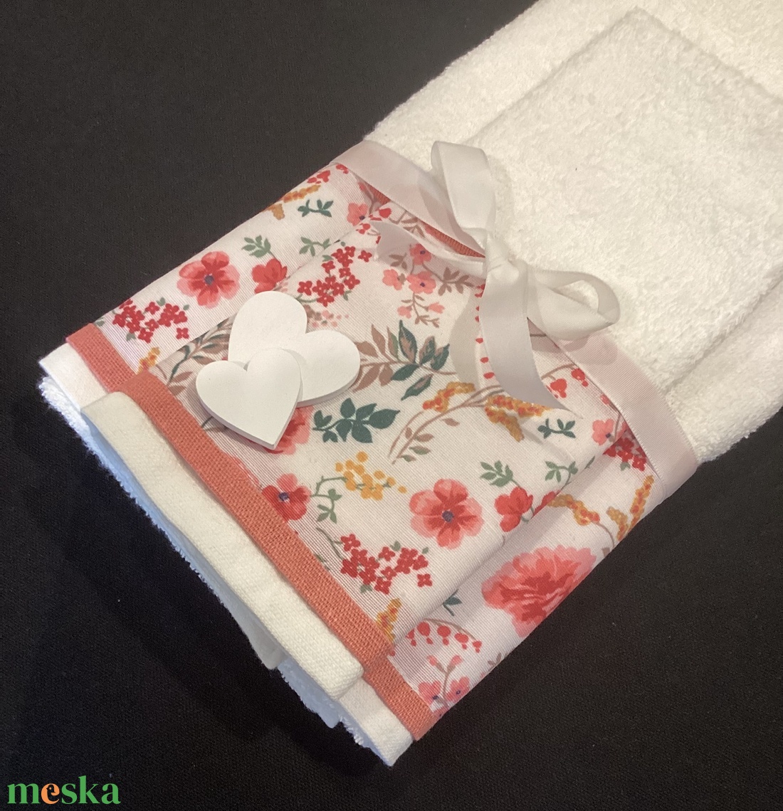 Törölköző szett virág díszítéssel - otthon & életmód - fürdőszoba - törölköző - Meska.hu