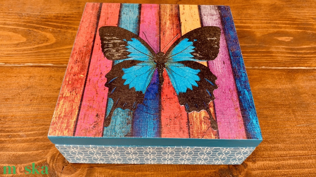 Pillangó doboz - otthon & életmód - dekoráció - asztal és polc dekoráció - díszdoboz - Meska.hu