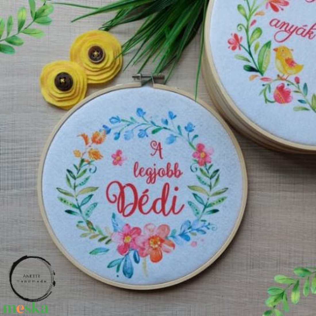 BOLDOG ANYÁK NAPJÁT HÍMZŐKERET ( FALI DÍSZ ) - otthon & életmód - dekoráció - Meska.hu BOLDOG ANYÁK NAPJÁT HÍMZŐKERET ( FALI DÍSZ ) - otthon & életmód - dekoráció - Meska.hu