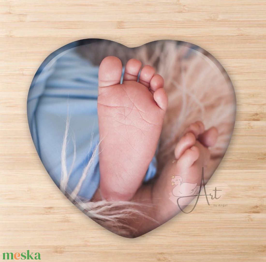 Baba fotó mágnes - babás mágnes - mérföldkő mágnes - szív - kör - egyedi - fényképes - kis baba - cuki - apró ajándék - otthon & életmód - konyhafelszerelés, tálalás - konyhai dekoráció - hűtőmágnes - Meska.hu