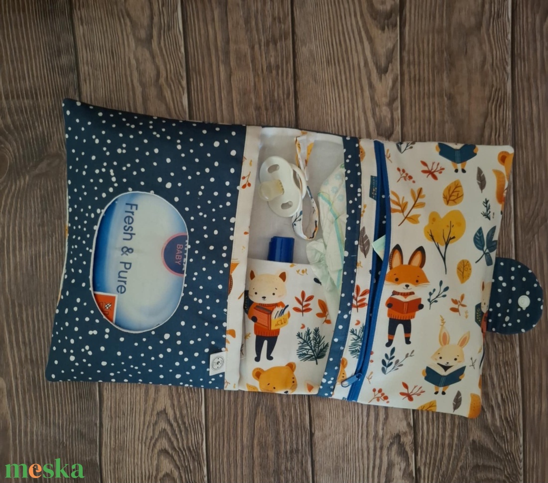 Pelenkatartó táska + egészségügyi kis könyv borító  késztermék - baba - mama - pelenkázó, babafürdető kellékek - pelenkázó szett - Meska.hu