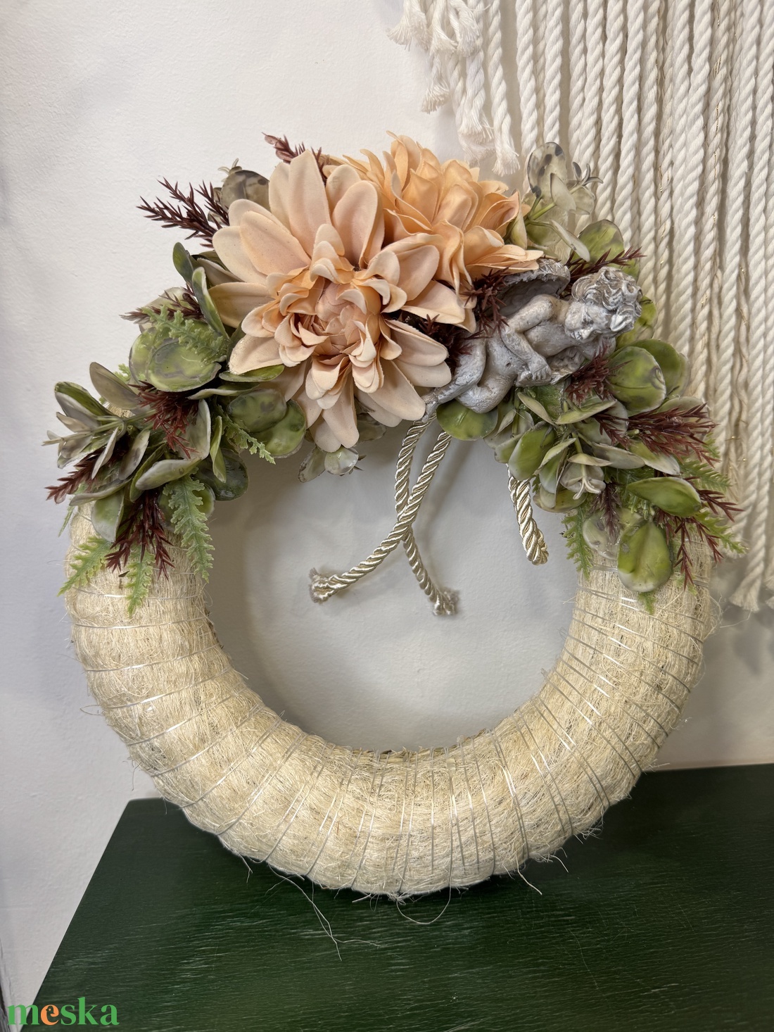 Mindenszenteki koszorú angyalkával természetes, elegáns hangulatban (25 cm) - otthon & életmód - vallás - temetkezési tárgy - Meska.hu Mindenszenteki koszorú angyalkával természetes, elegáns hangulatban (25 cm) - otthon & életmód - vallás - temetkezési tárgy - Meska.hu