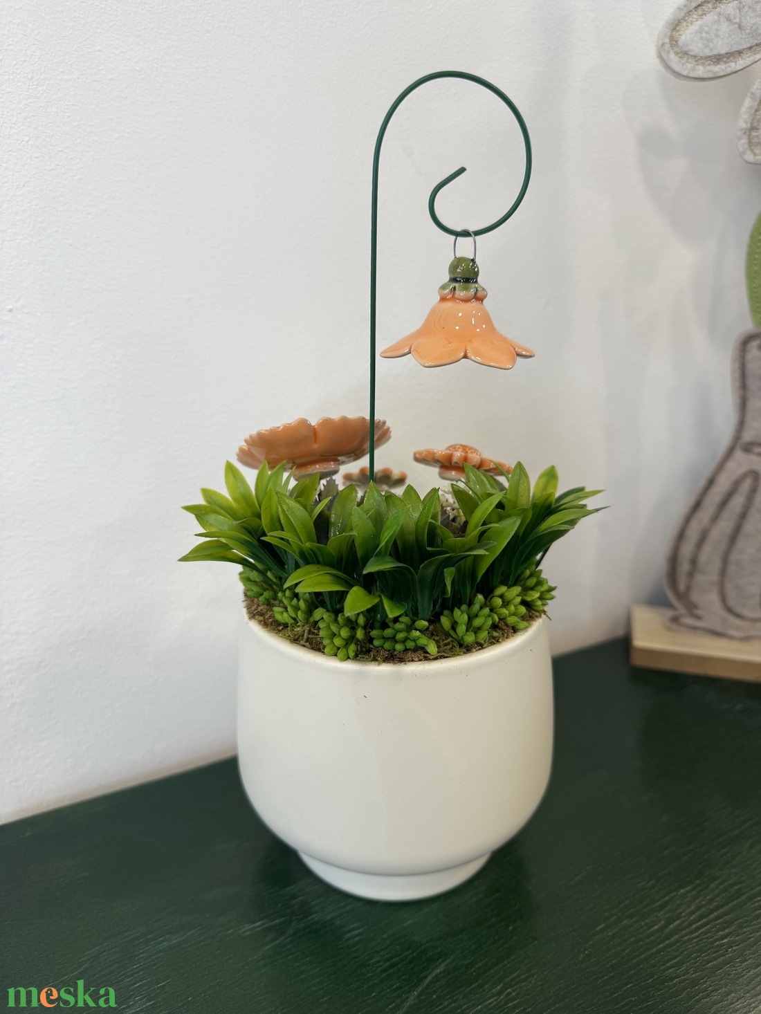 Kerámia virágos asztaldísz � barackos árnyalatú, egyedi kézműves dekoráció - otthon & életmód - dekoráció - asztal és polc dekoráció - asztaldísz - Meska.hu