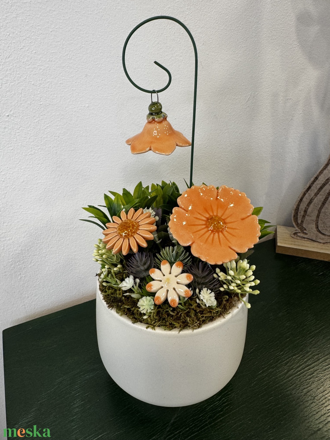 Kerámia virágos asztaldísz � barackos árnyalatú, egyedi kézműves dekoráció - otthon & életmód - dekoráció - asztal és polc dekoráció - asztaldísz - Meska.hu