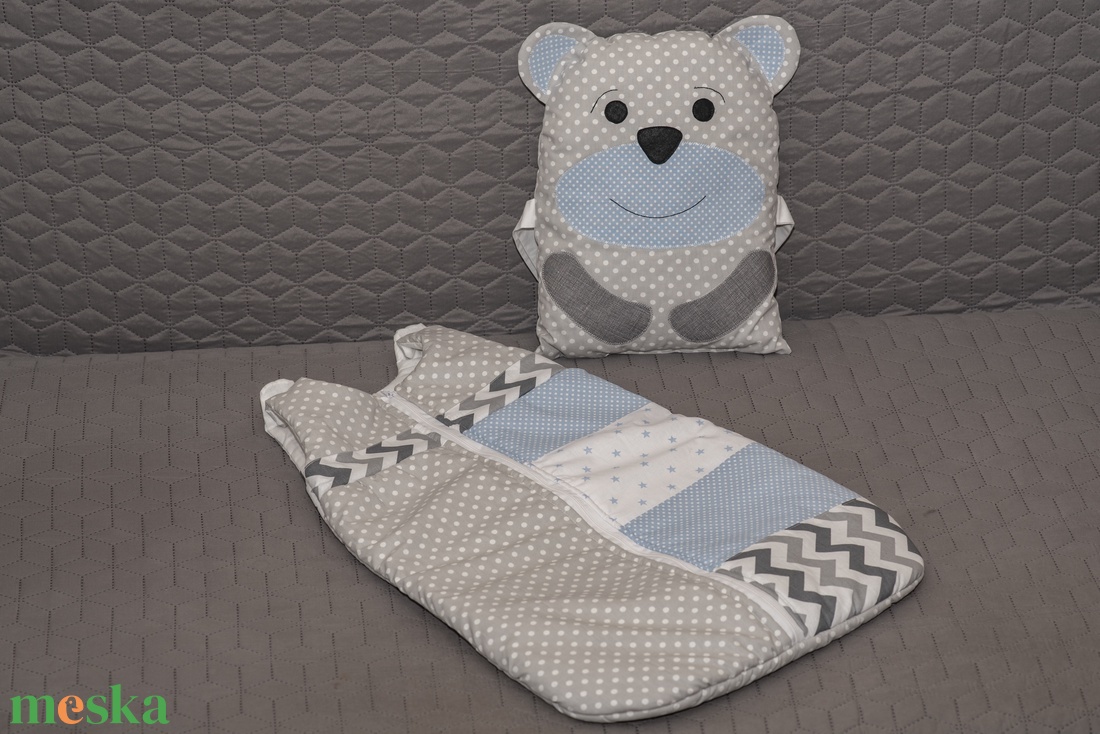 Rácsvédő állat formájú párnákból. - otthon & életmód - babaszoba, gyerekszoba - rácsvédő & baldachin - Meska.hu Rácsvédő állat formájú párnákból. - otthon & életmód - babaszoba, gyerekszoba - rácsvédő & baldachin - Meska.hu