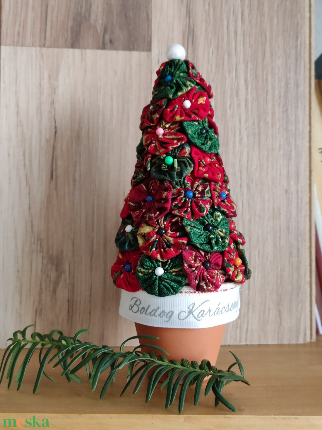 Textil patchwork fenyőfa  - karácsony - karácsonyi lakásdekoráció - karácsonyi lakásdíszek - Meska.hu
