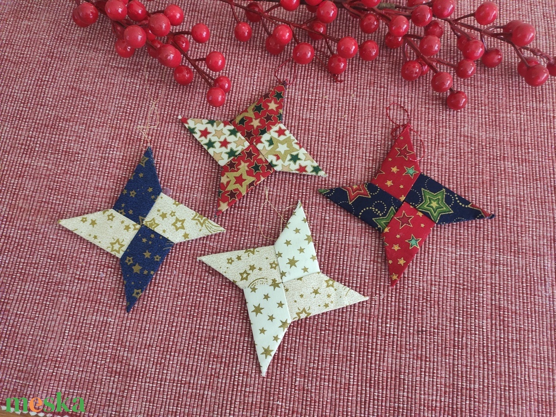 Textil karácsonyi csillag - karácsony - karácsonyi lakásdekoráció - karácsonyfadíszek - Meska.hu
