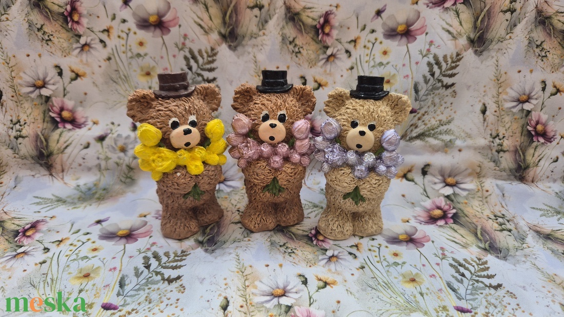 Tulipános mackó - otthon & életmód - dekoráció - dísztárgy - Meska.hu