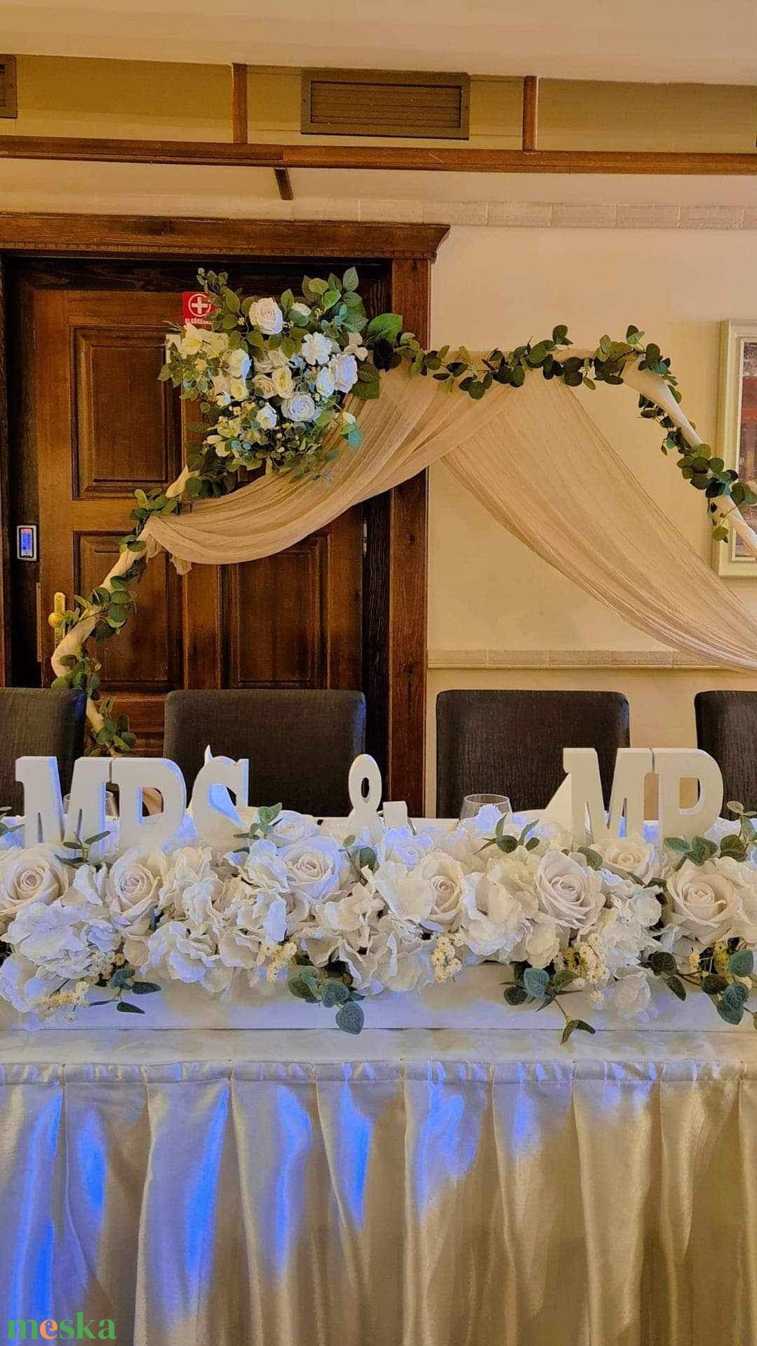 Bérelhető Klasszikus rusztikus esküvői dekoráció - esküvő - dekoráció - helyszíni dekor - Meska.hu