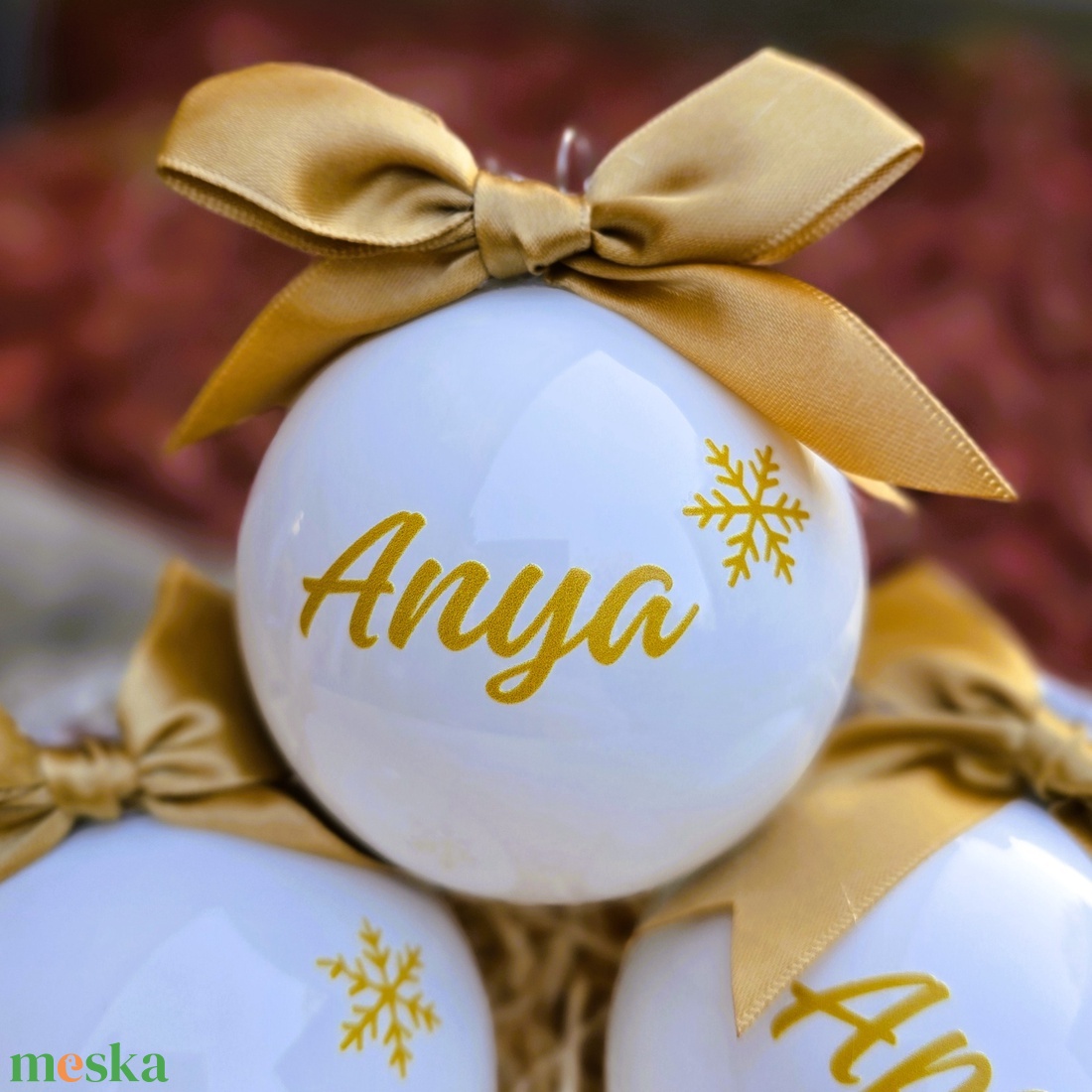 Fehér fényes üveggömb 8cm egyedi felirattal (804gomb) - karácsony - karácsonyi lakásdekoráció - karácsonyfadíszek - Meska.hu