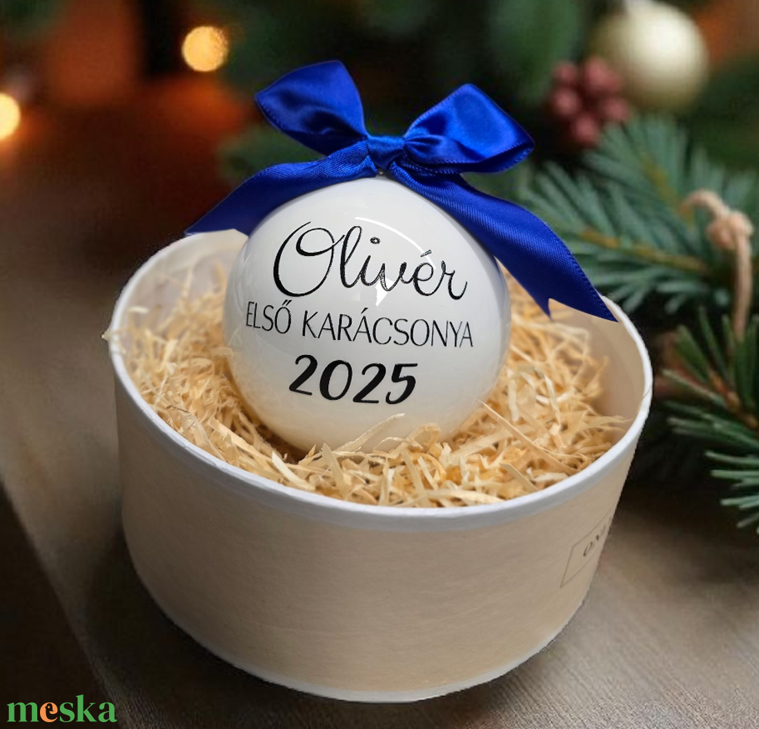 Első karácsony 8cm egyedi üveggömb 2025!! (802gomb) - karácsony - karácsonyi lakásdekoráció - karácsonyfadíszek - Meska.hu