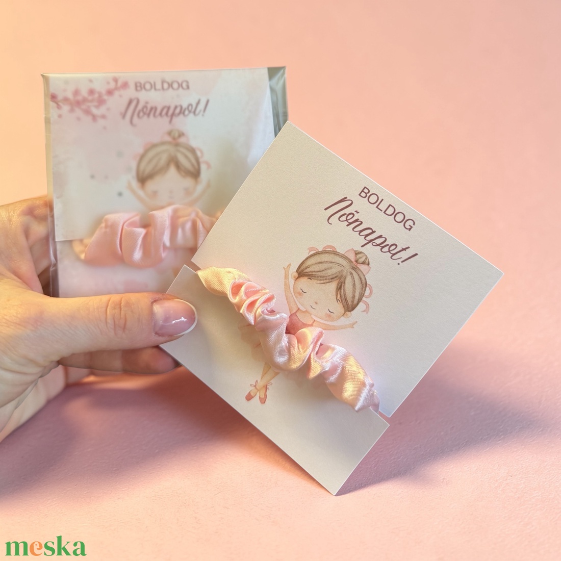 Nőnapi ajándék hajgumival - ruha & divat - hajdísz & hajcsat - hajgumi - Meska.hu