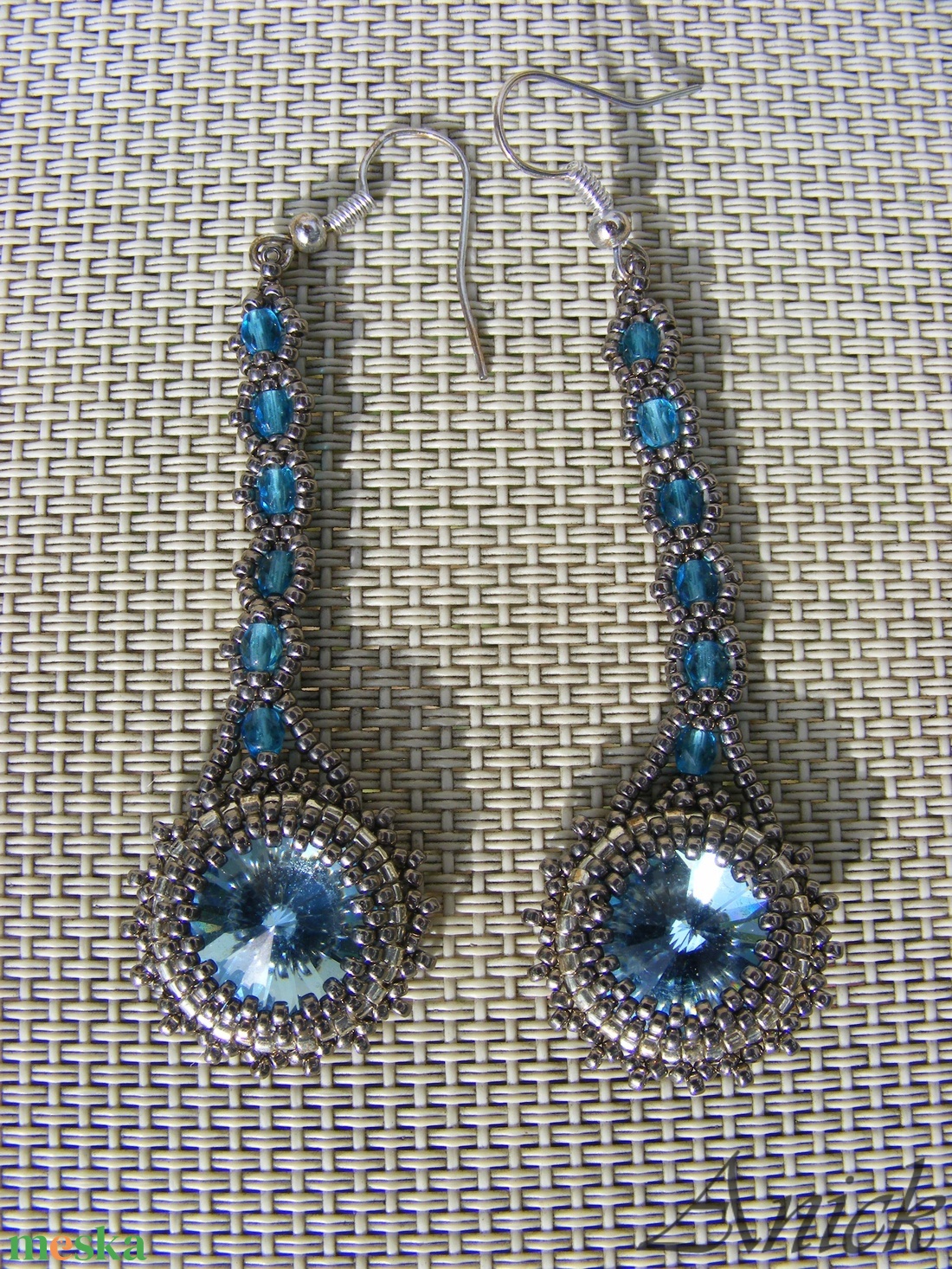Kristálykék - hosszú, csüngős gyöngy fülbevaló - ékszer - fülbevaló - lógó fülbevaló - Meska.hu