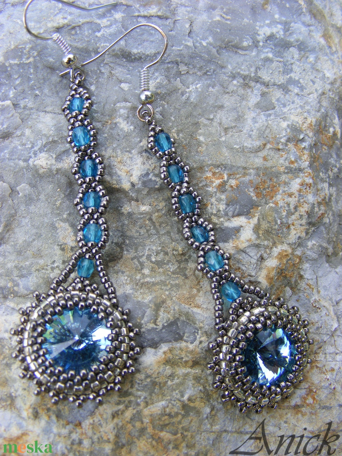 Kristálykék - hosszú, csüngős gyöngy fülbevaló - ékszer - fülbevaló - lógó fülbevaló - Meska.hu