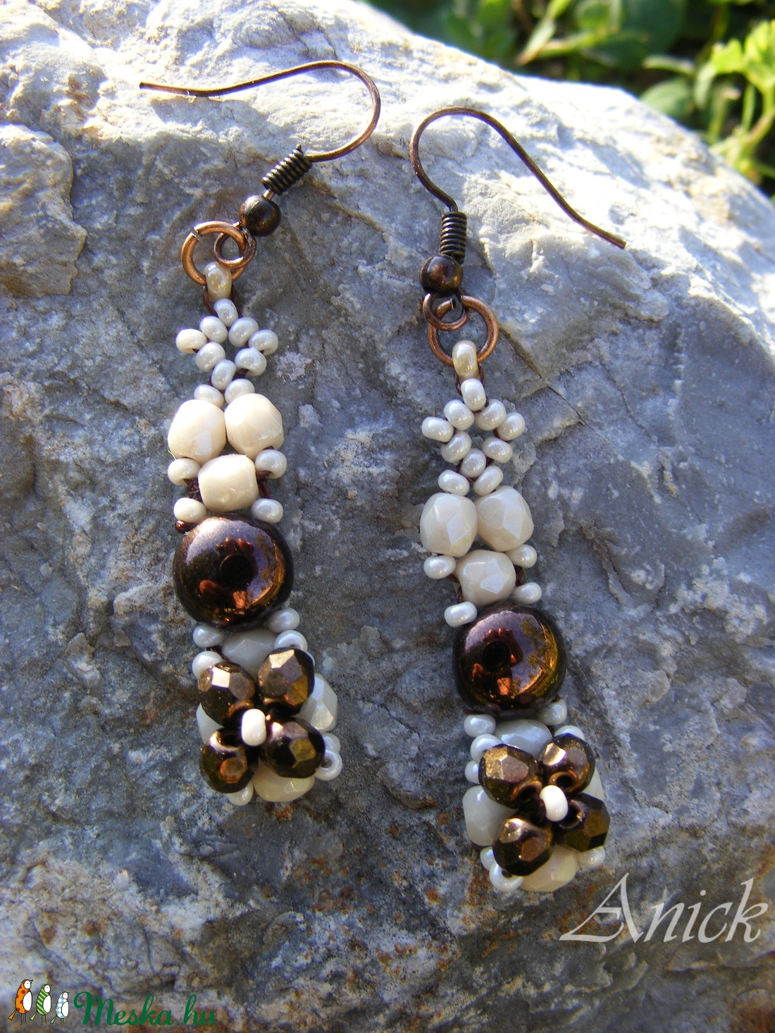 Bronz korong és virág - bézs, bronz gyöngy szett - ékszer - ékszerszett - Meska.hu